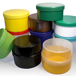 Farbige Kunststoffdosen in Wunschfarbe produzieren lassen